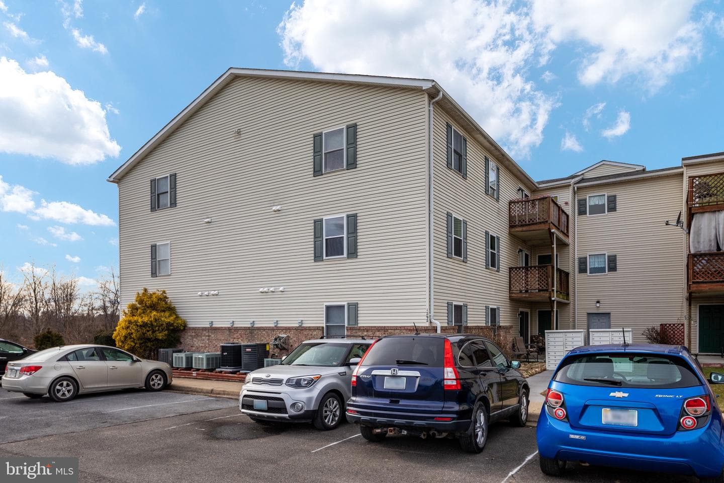 1292 Ox Road photo 3
