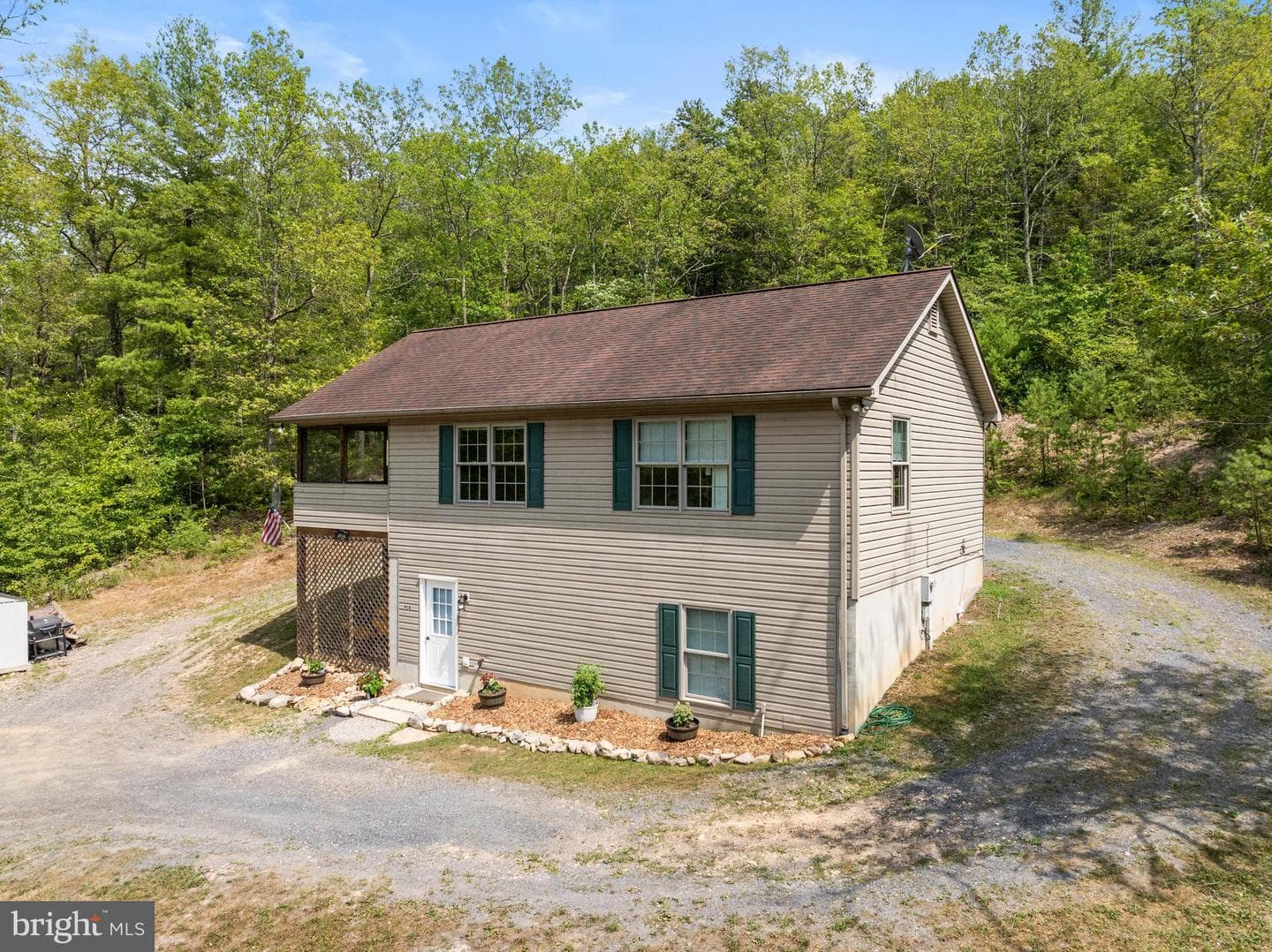 918 Mine Mountain Lane photo 2
