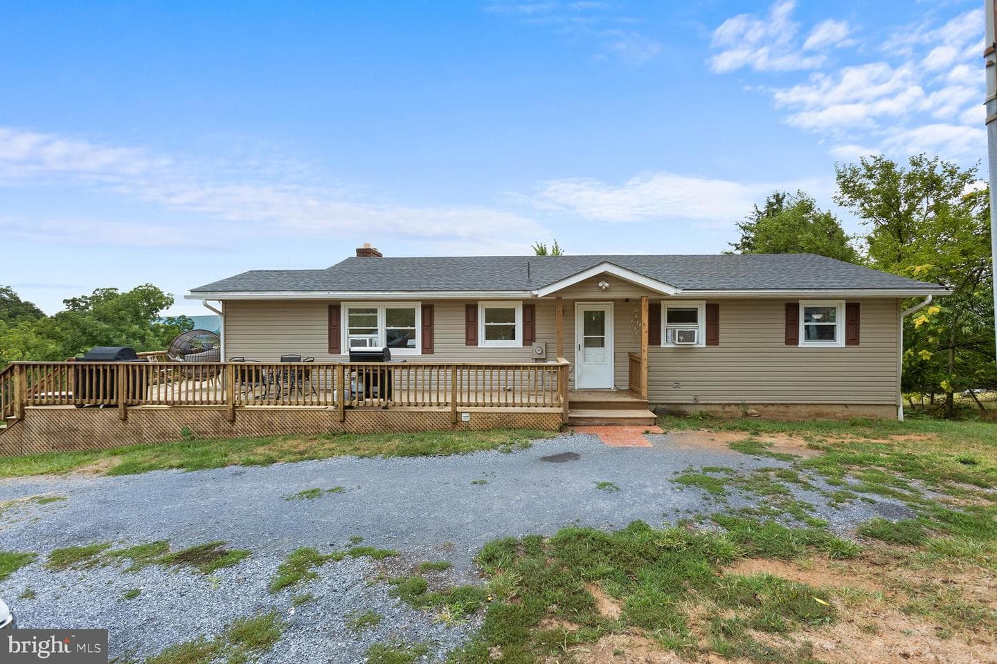 407 Sherman Road photo 2