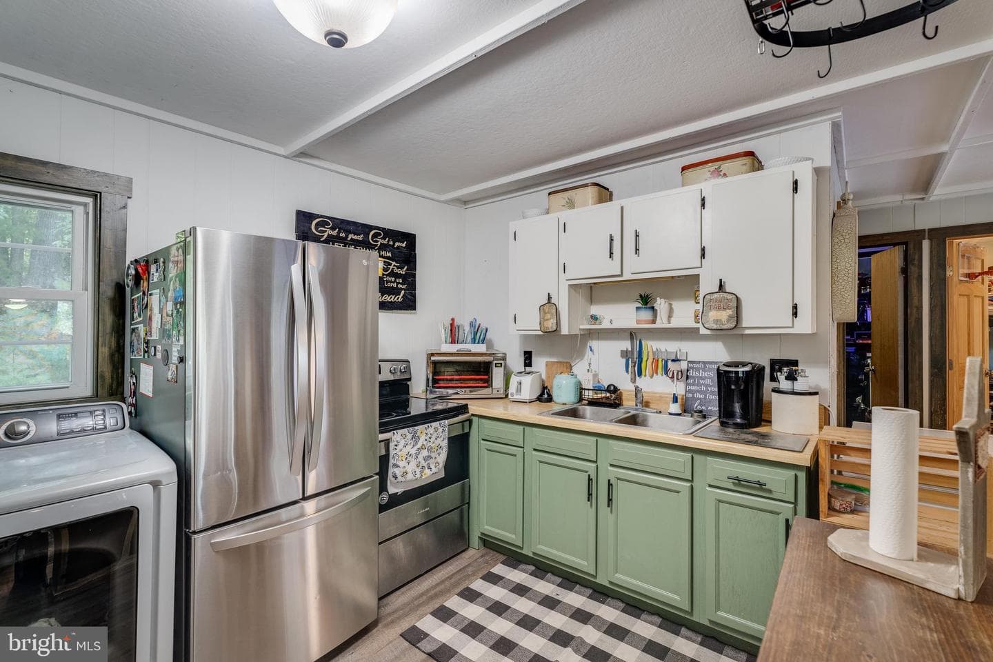 294 Rocky Mountain Lane photo 6