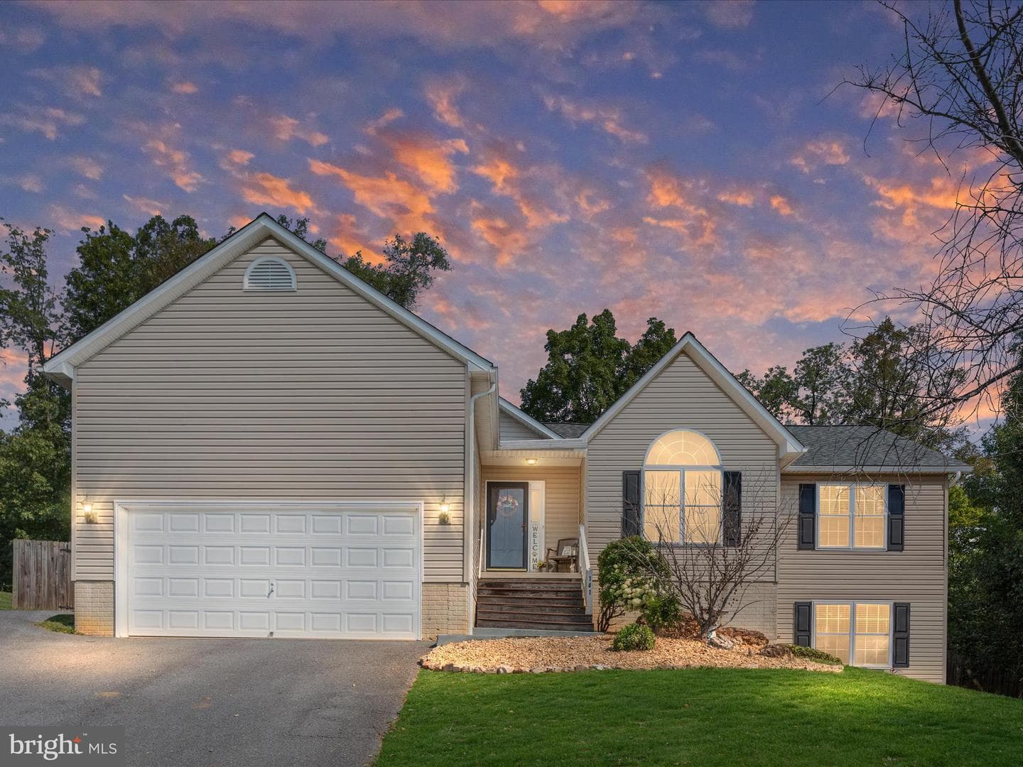 141 Black Oak Drive photo 1