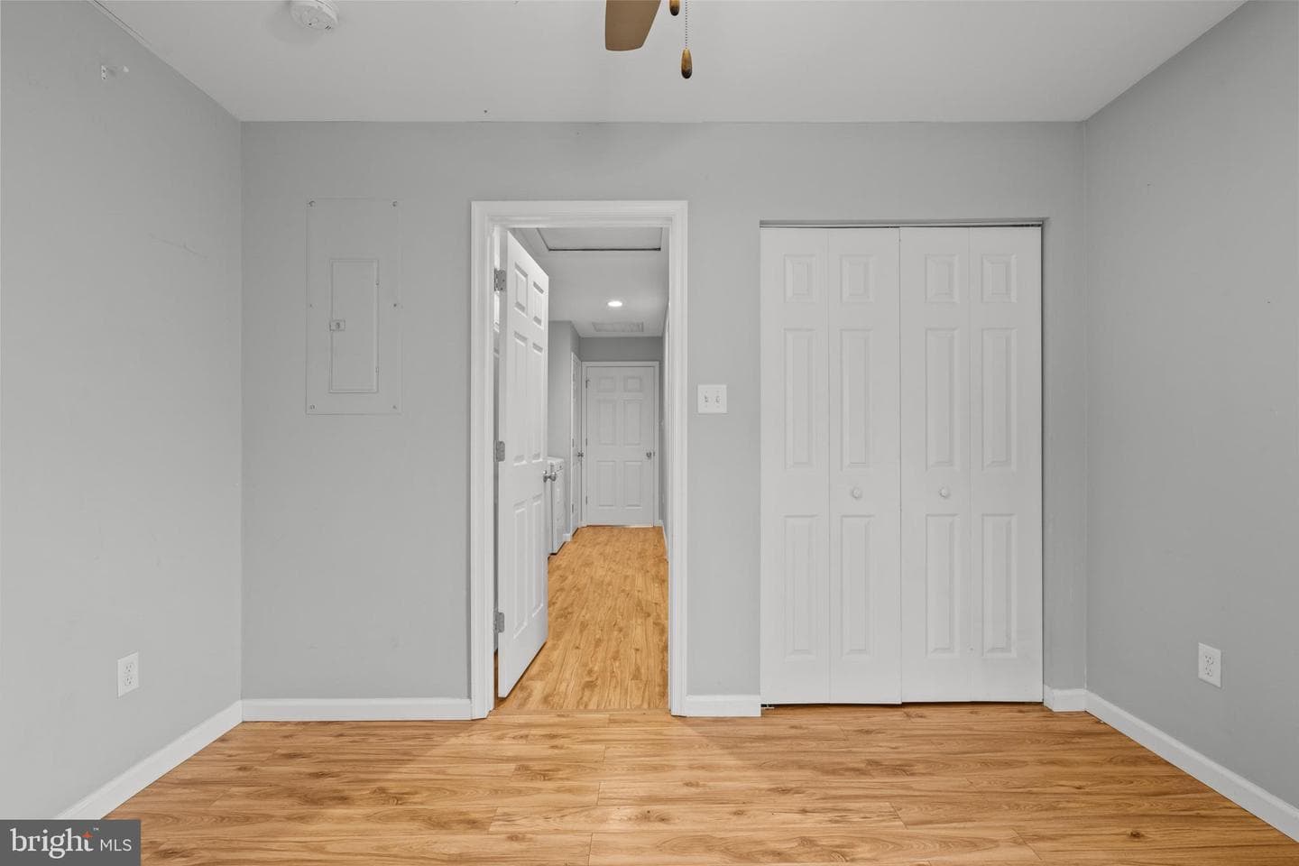 465 Ash Street photo 33