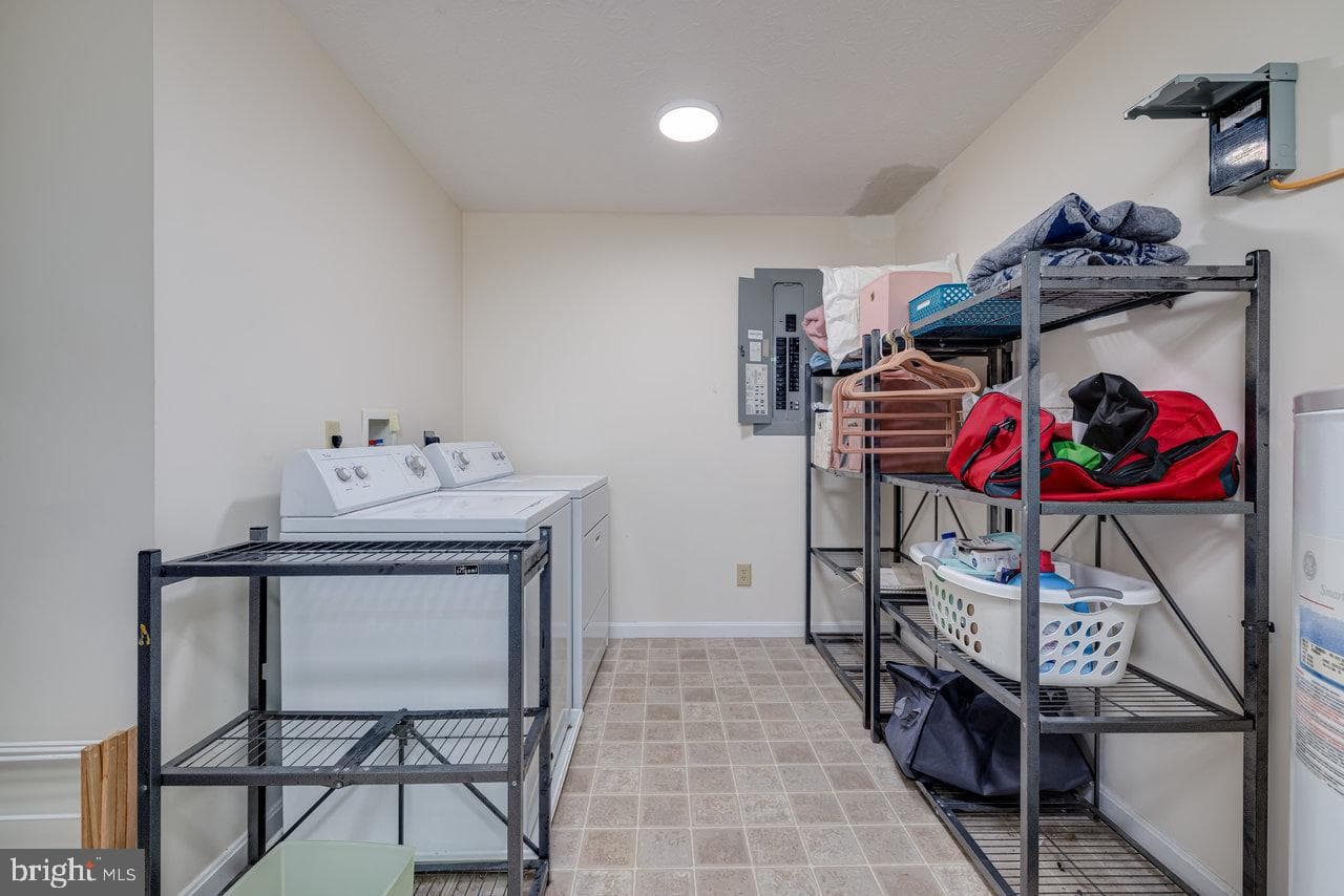 225 Fawn Drive photo 34