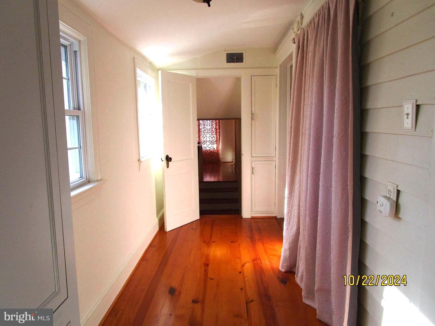 145 Holliday Street S photo 21