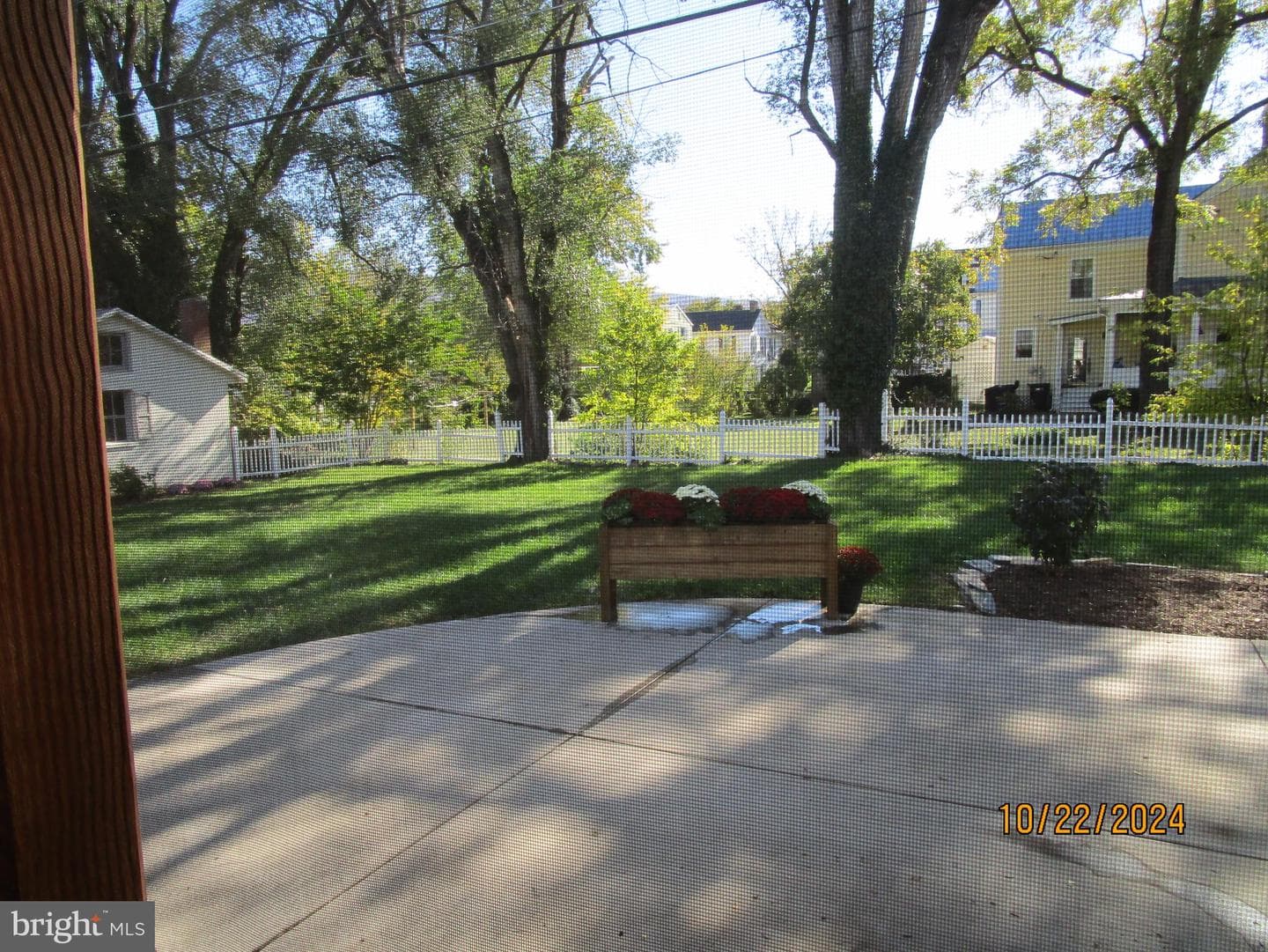 145 Holliday Street S photo 23