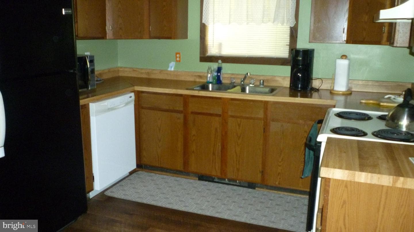 63 Fairway Drive photo 13