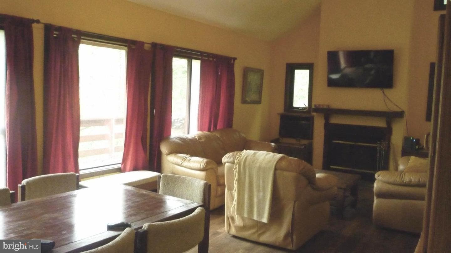 63 Fairway Drive photo 9