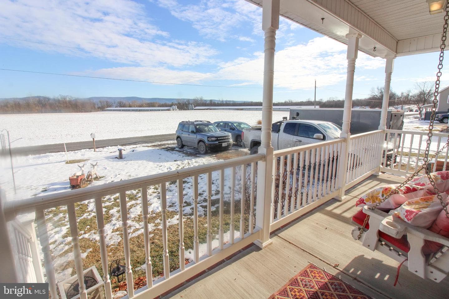 251 Frogtown Lane photo 2