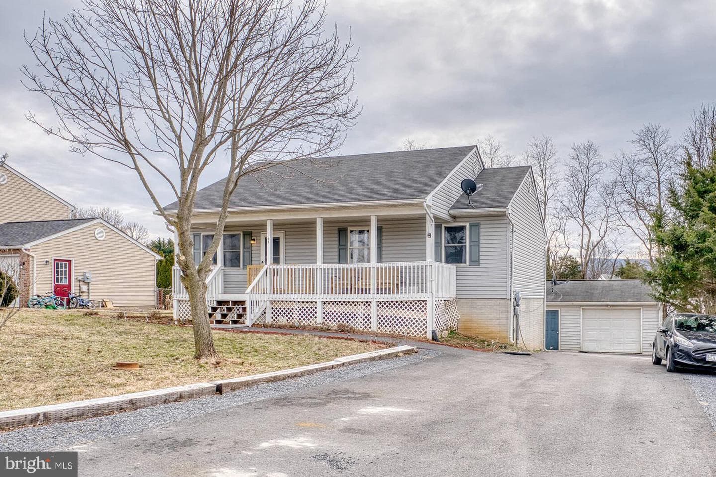 167 Wise Avenue photo 7