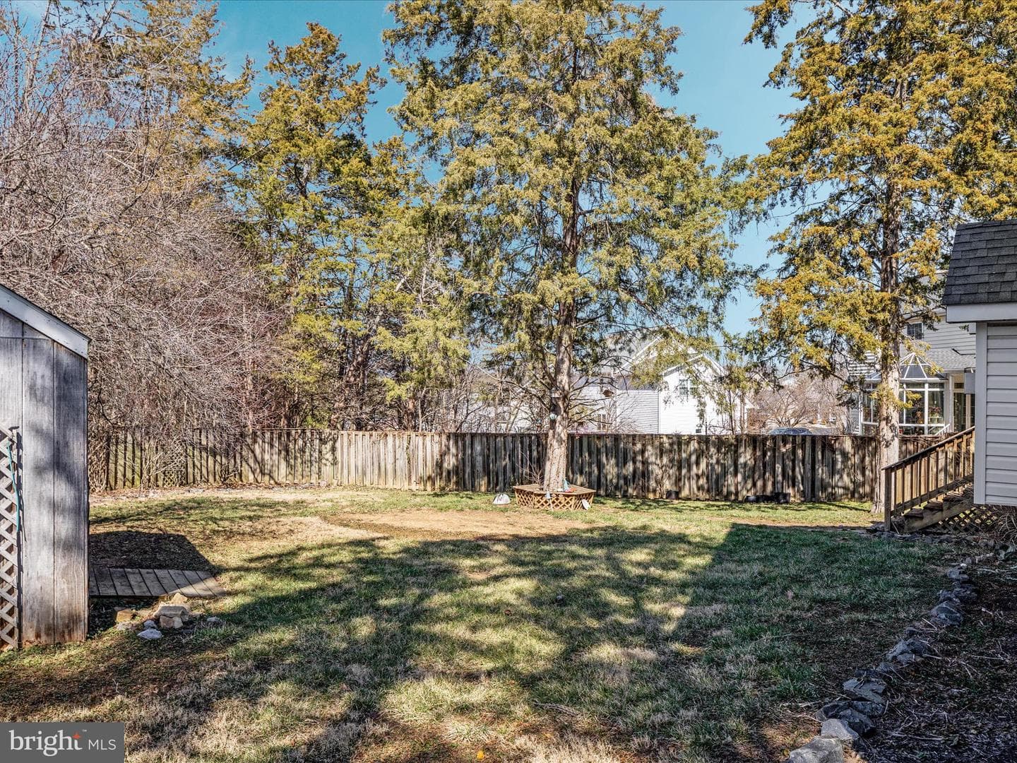 744 Crystal Lane photo 7