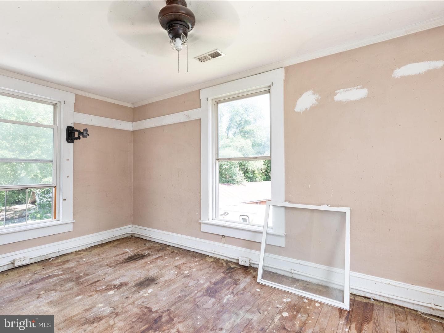 322 Capon Street photo 12