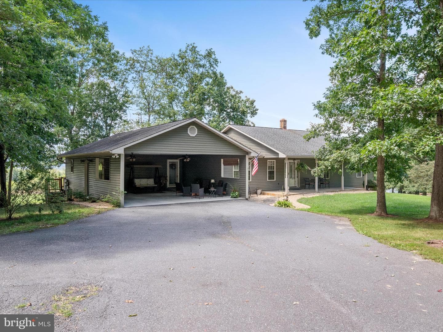 5409 Smith Creek Road photo 3