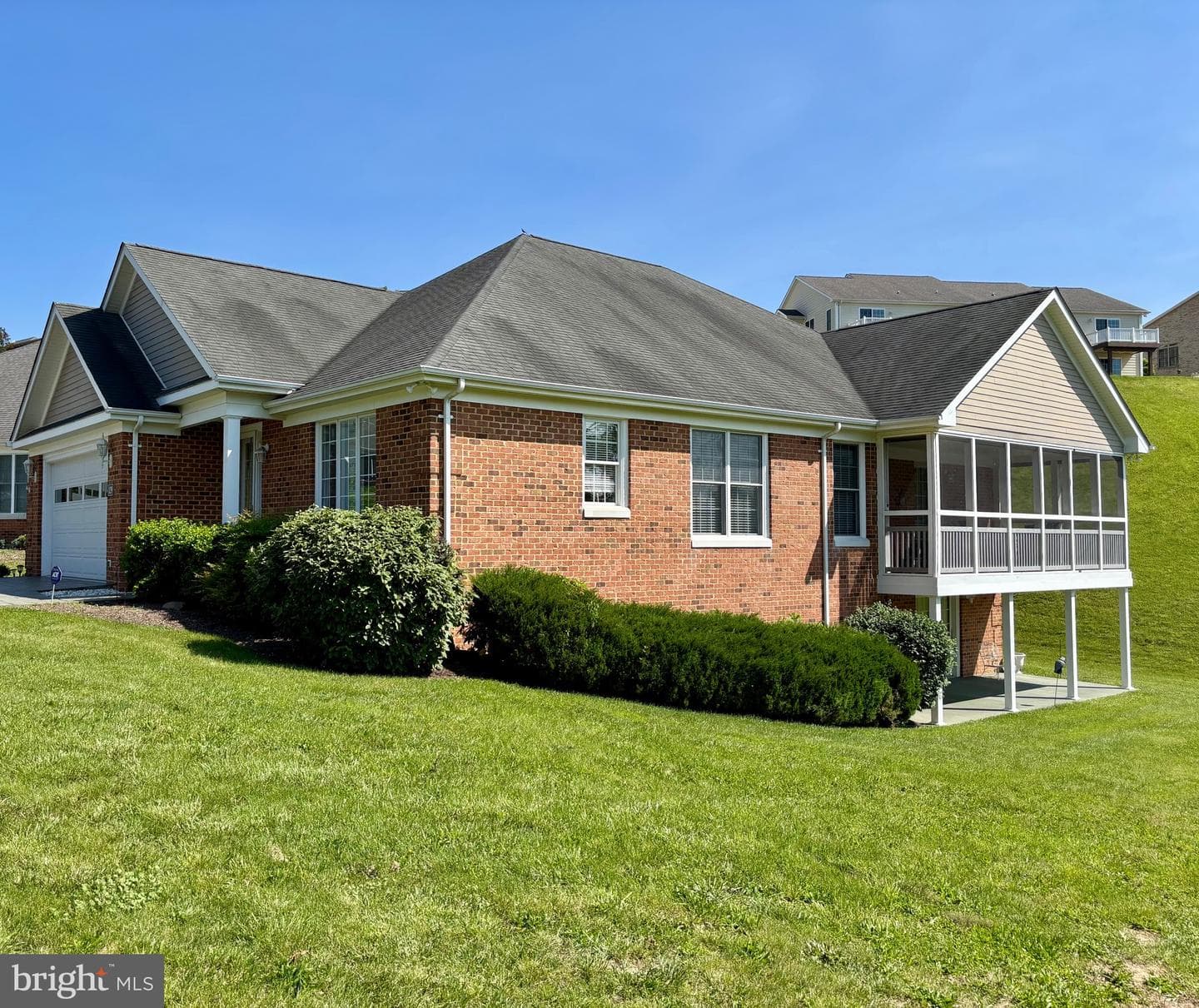 129 Anna Mae Court photo 3