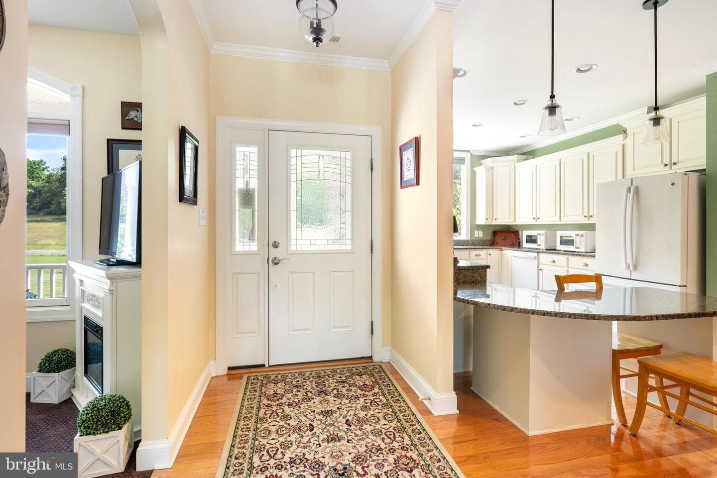 501 Forest View Road photo 46