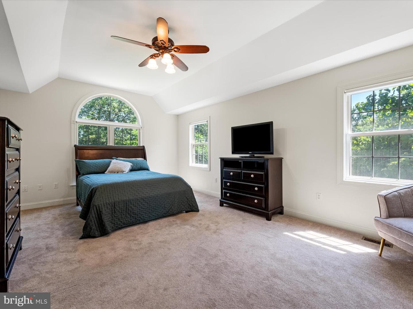 2358 Cave Ridge Road photo 3