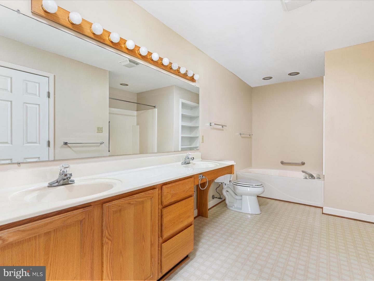 822 Susan Avenue photo 23