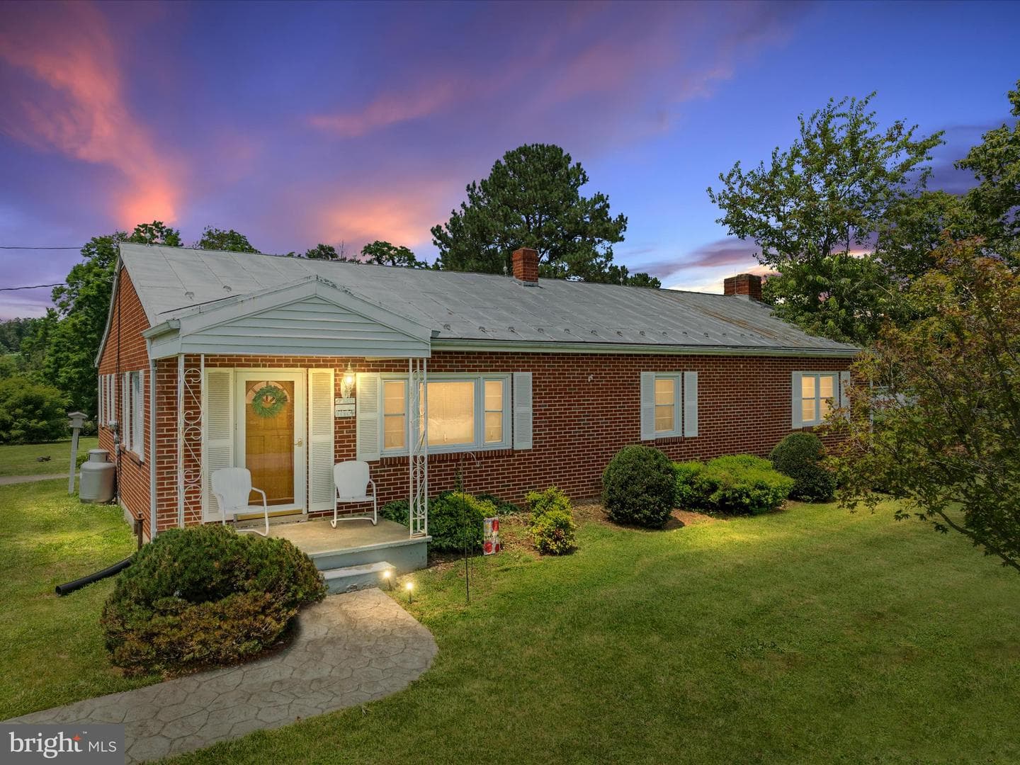 355 Copp Road photo 2