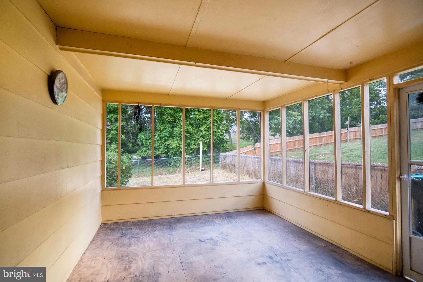 373 Walton Street photo 18