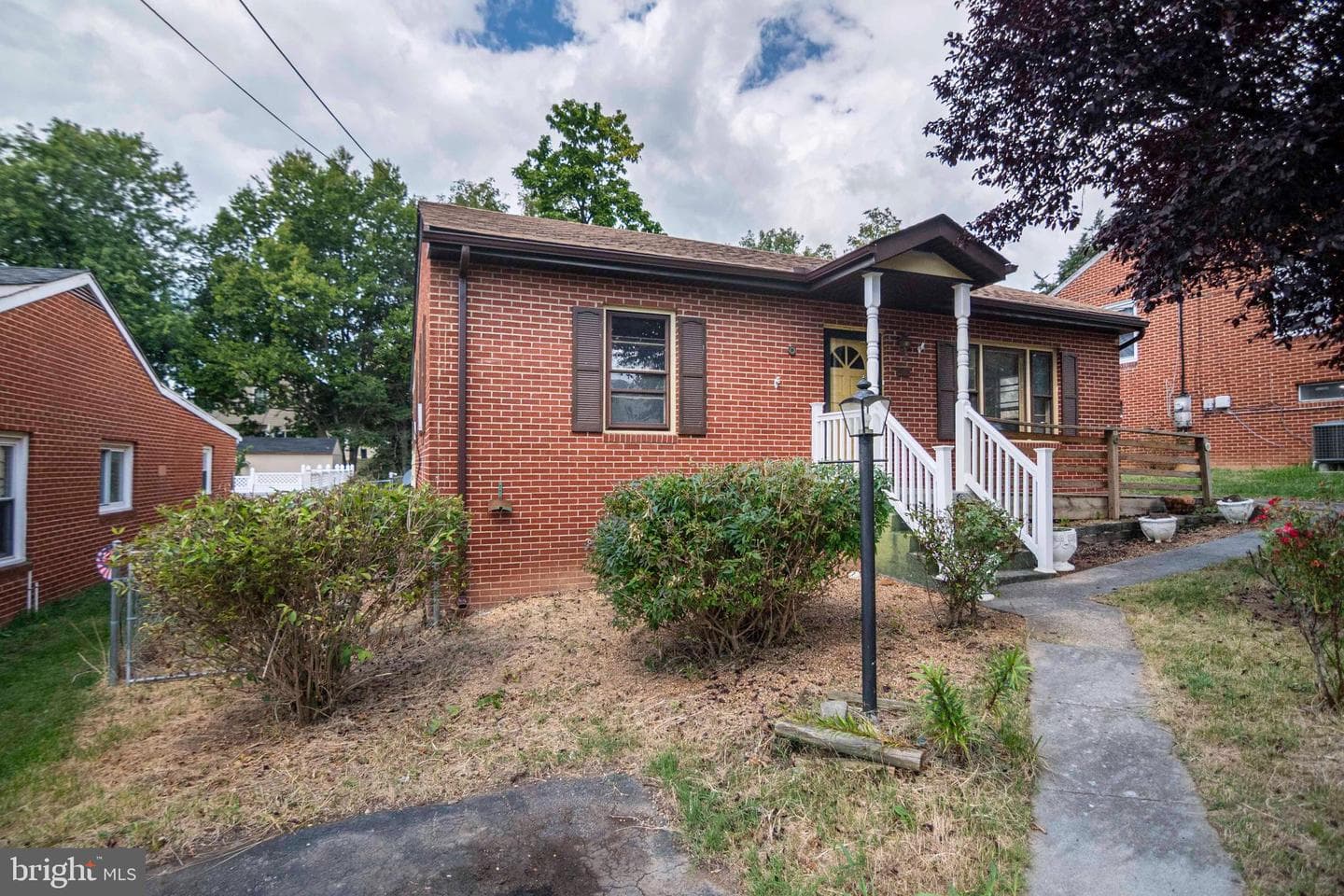 373 Walton Street photo 26