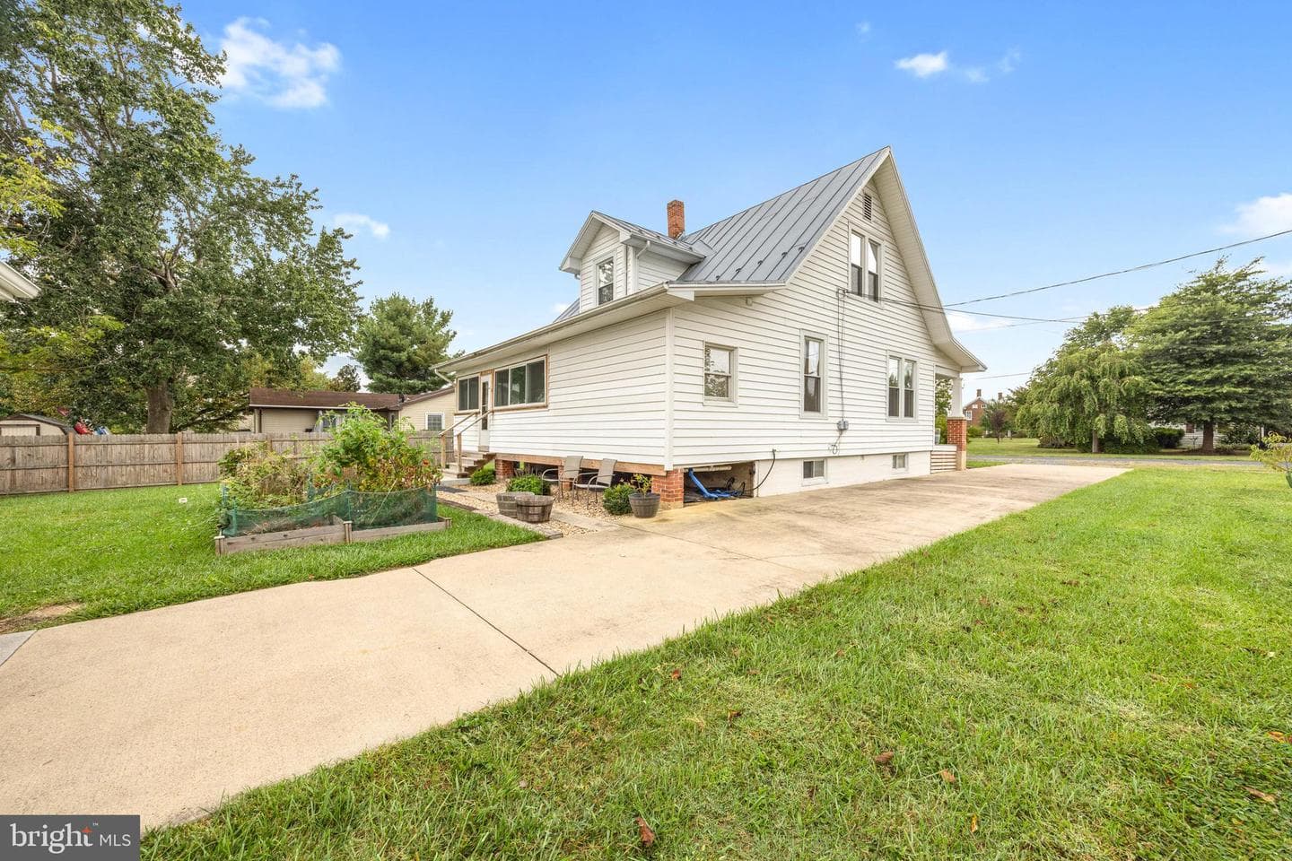 453 Zea Street photo 5