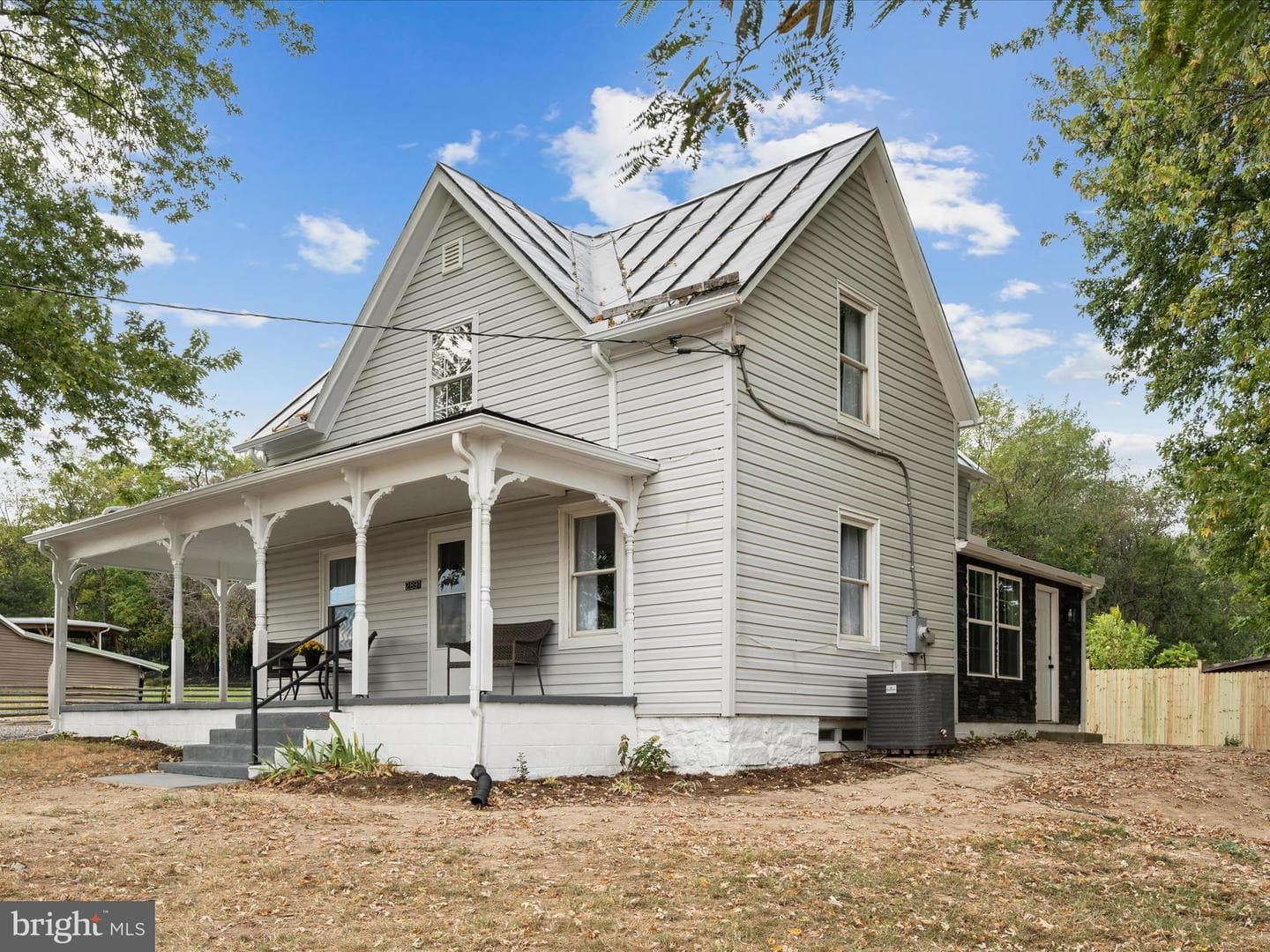 2891 Back Road photo 2