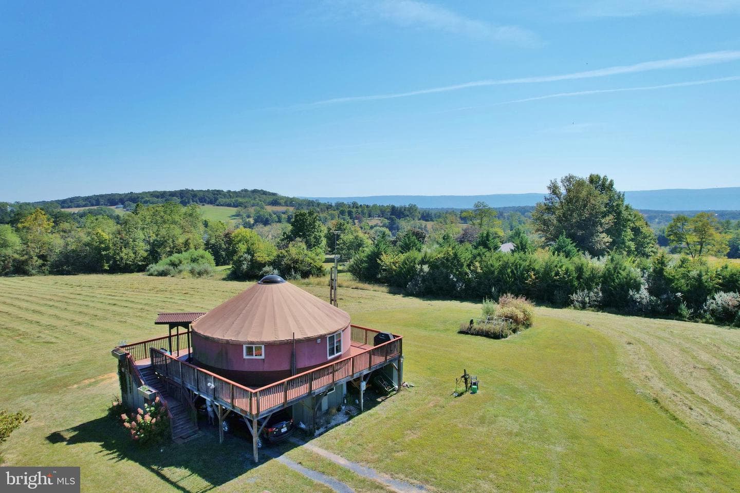 1312 Alonzaville Road photo 1
