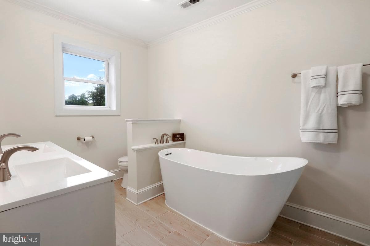 3341 Hillcrest Drive photo 21