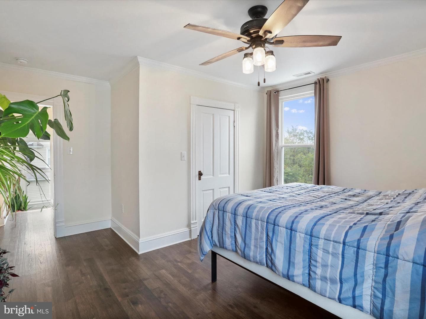 3341 Hillcrest Drive photo 24