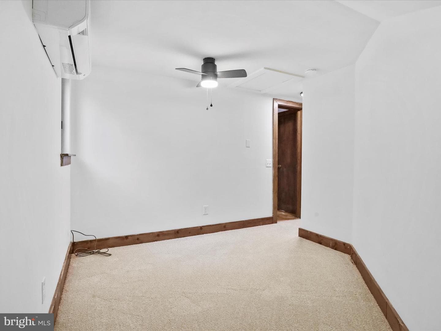 290 Hickory Lane photo 25