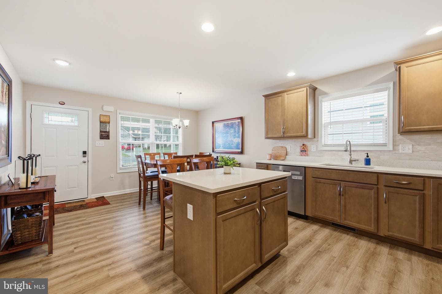 558 Great Oak Court photo 8
