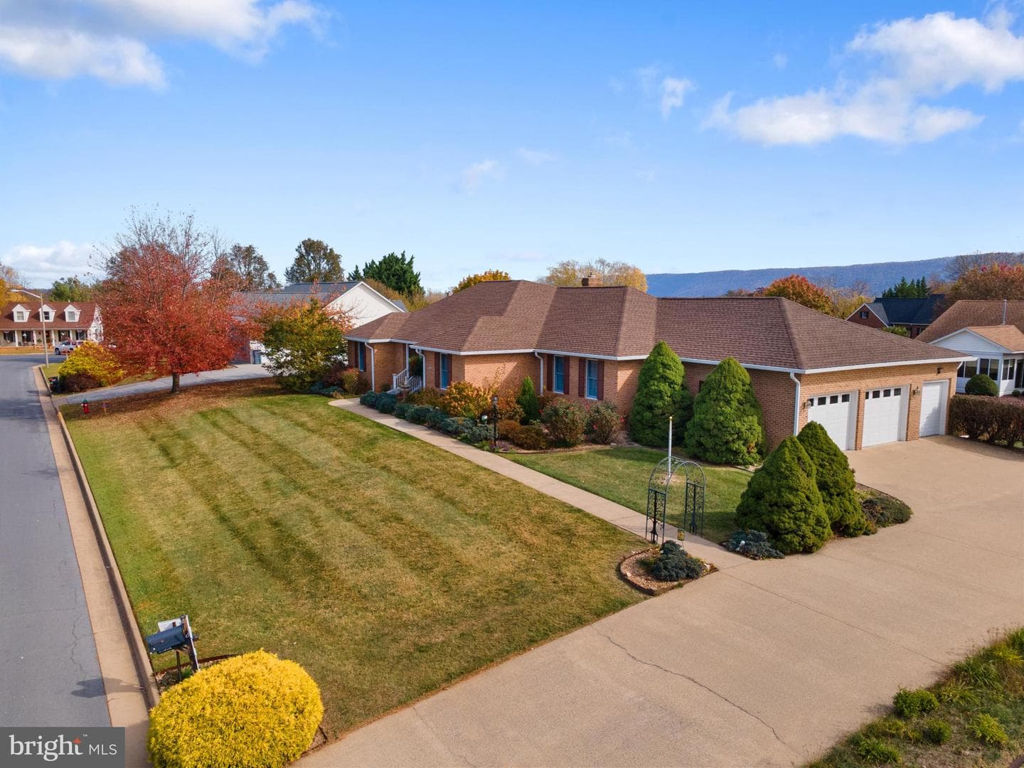 418 Epard Lane