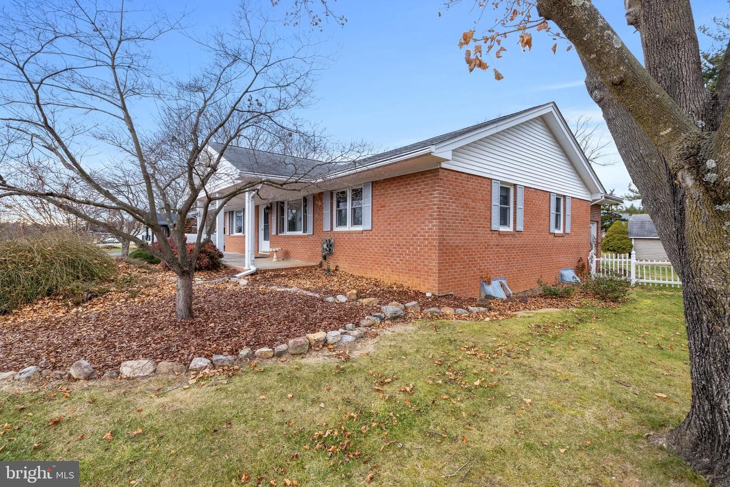 414 Jackson Street photo 5