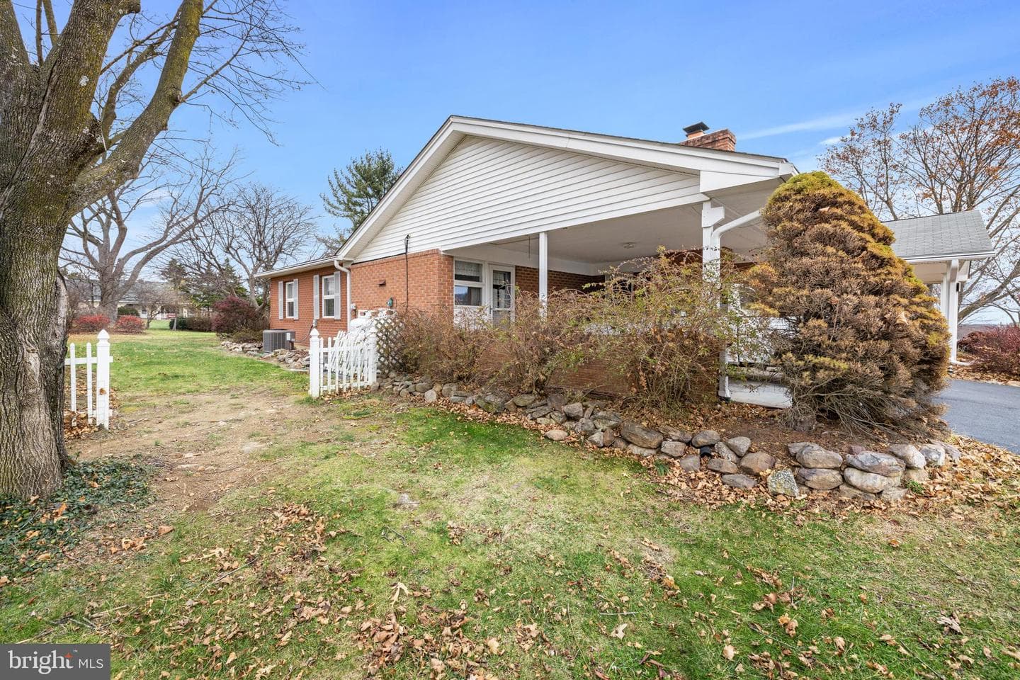 414 Jackson Street photo 8