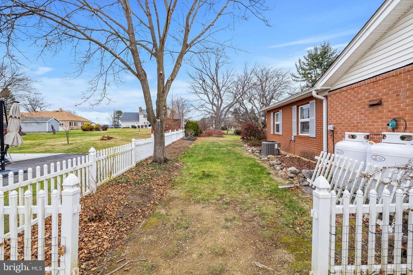 414 Jackson Street photo 9
