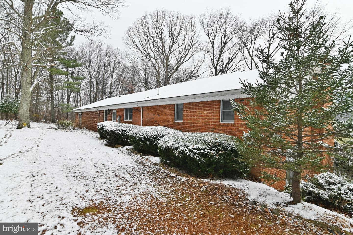 2148 Alonzaville Road photo 41