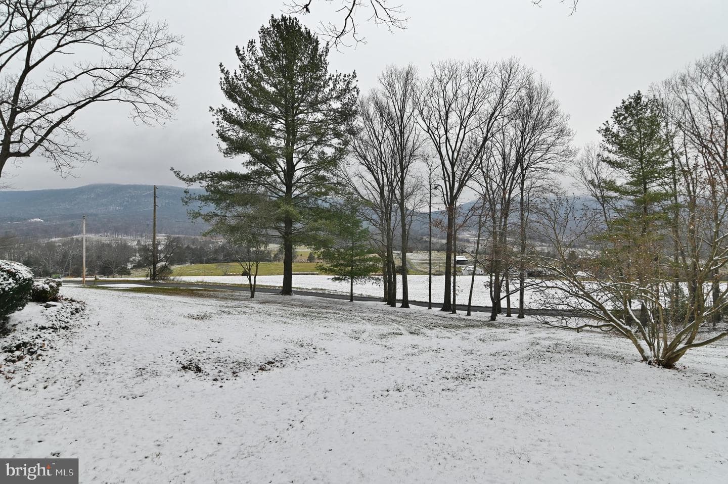 2148 Alonzaville Road photo 42