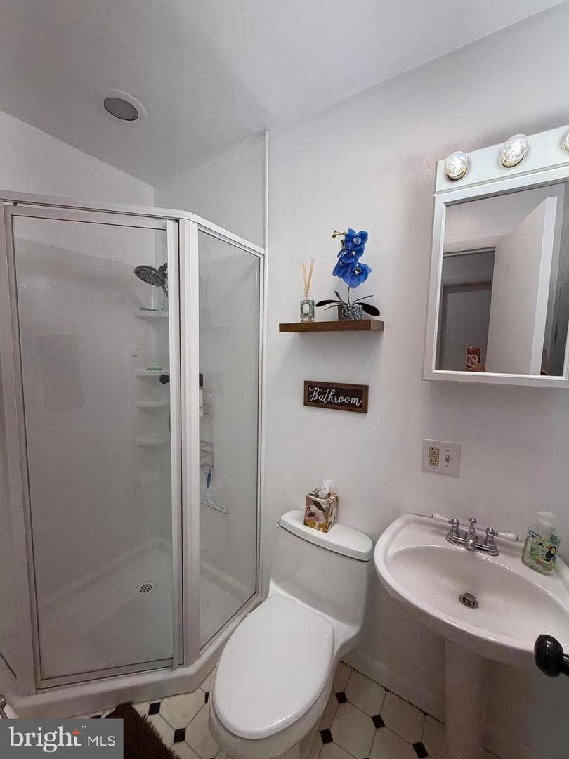 359 Straton Way photo 22