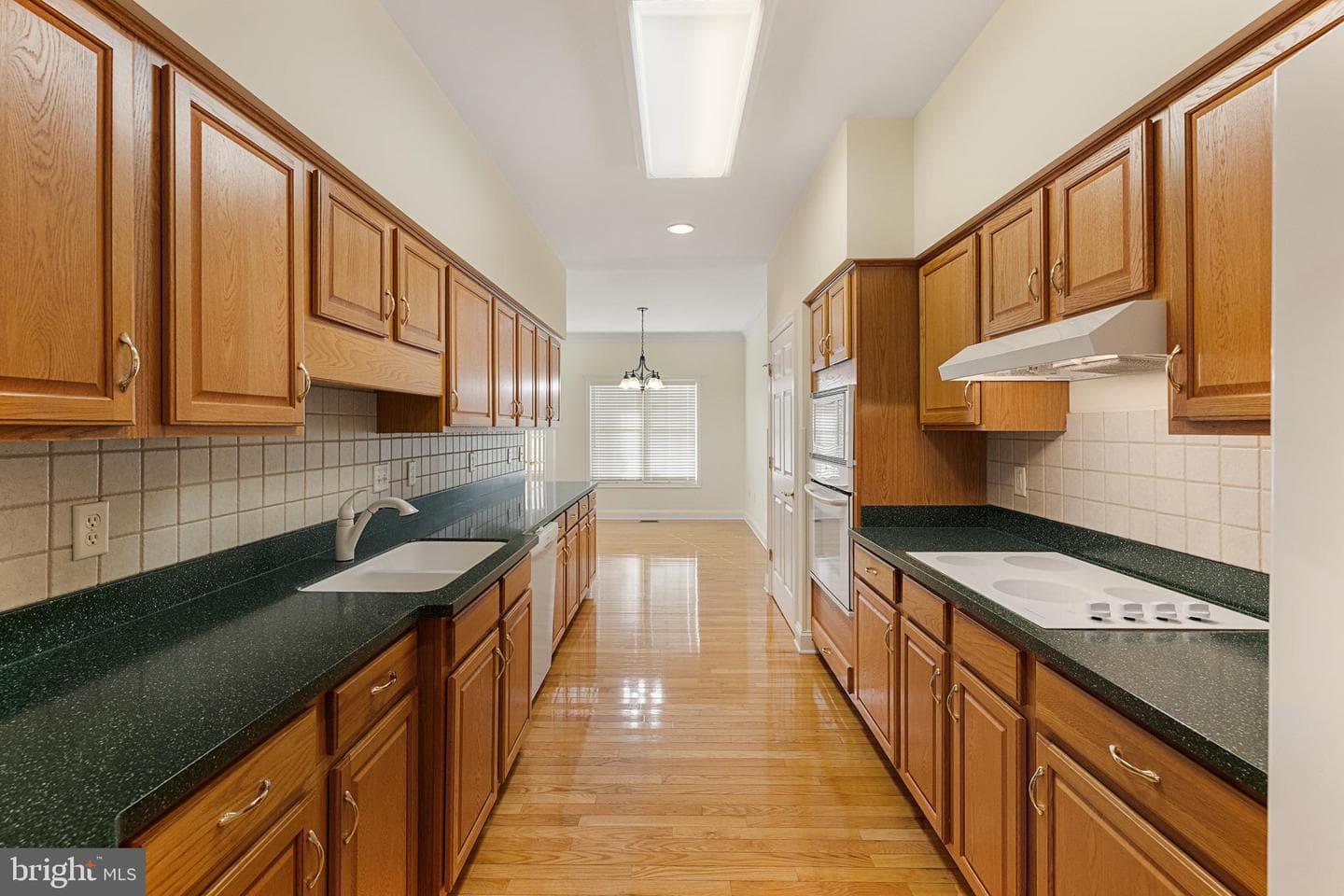 207 Donna Drive photo 32
