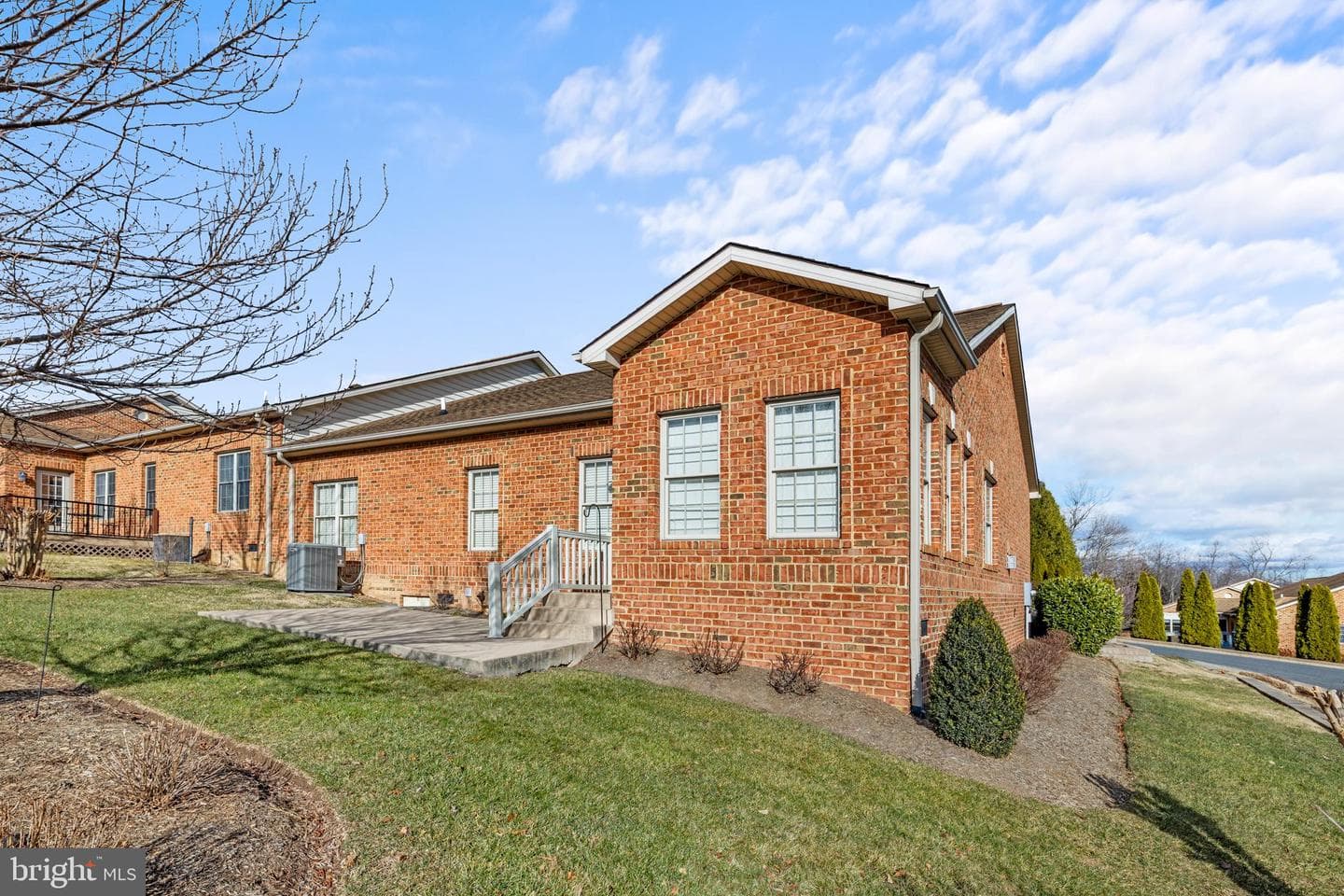 207 Donna Drive photo 6