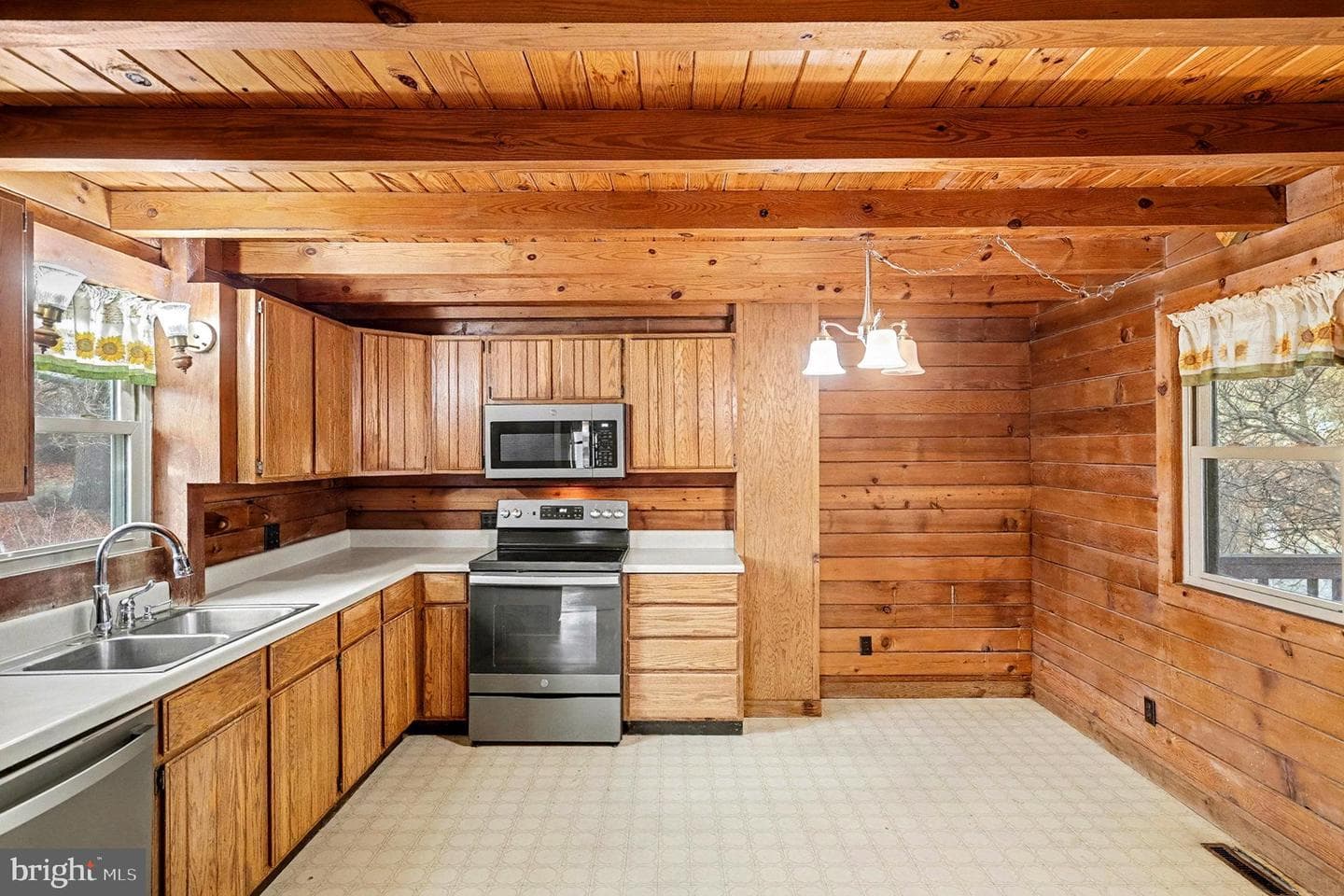 1304 Wakemans Grove Road photo 4