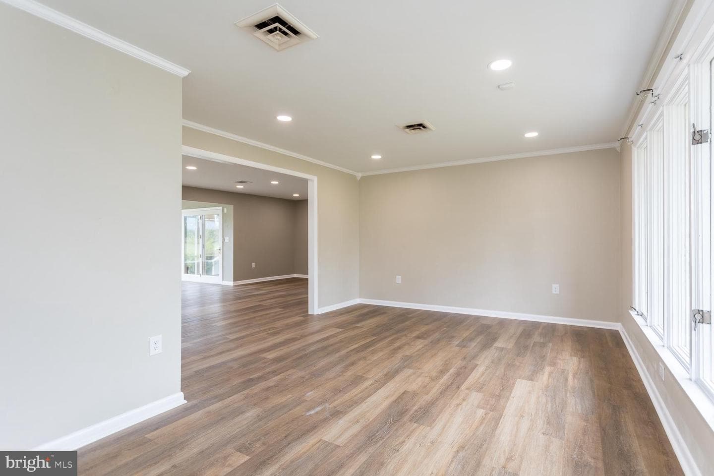 248 Shenvalee Drive photo 13