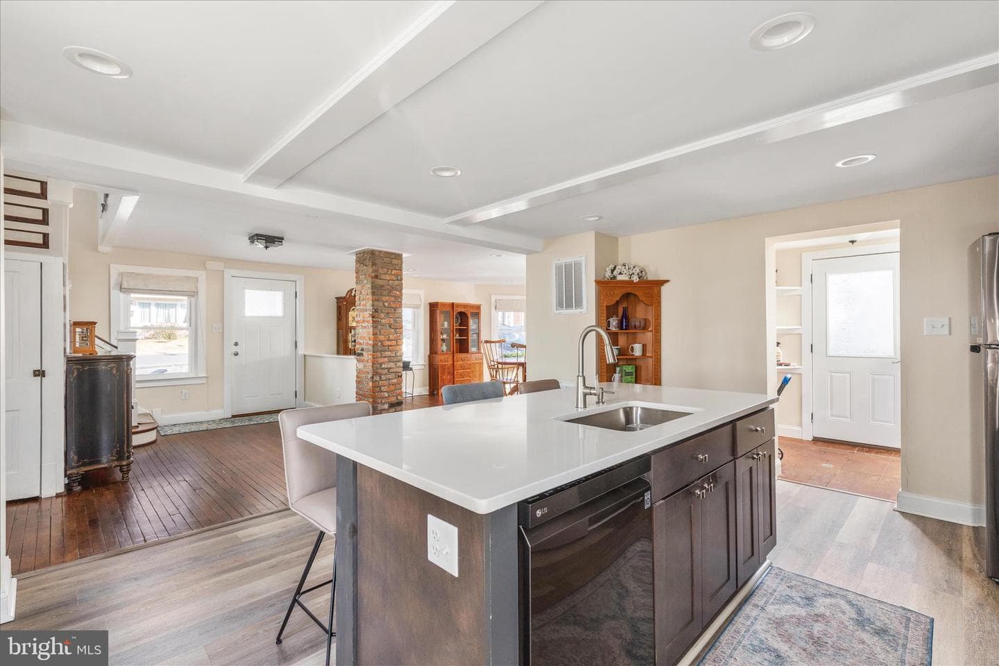445 Ash Street photo 13