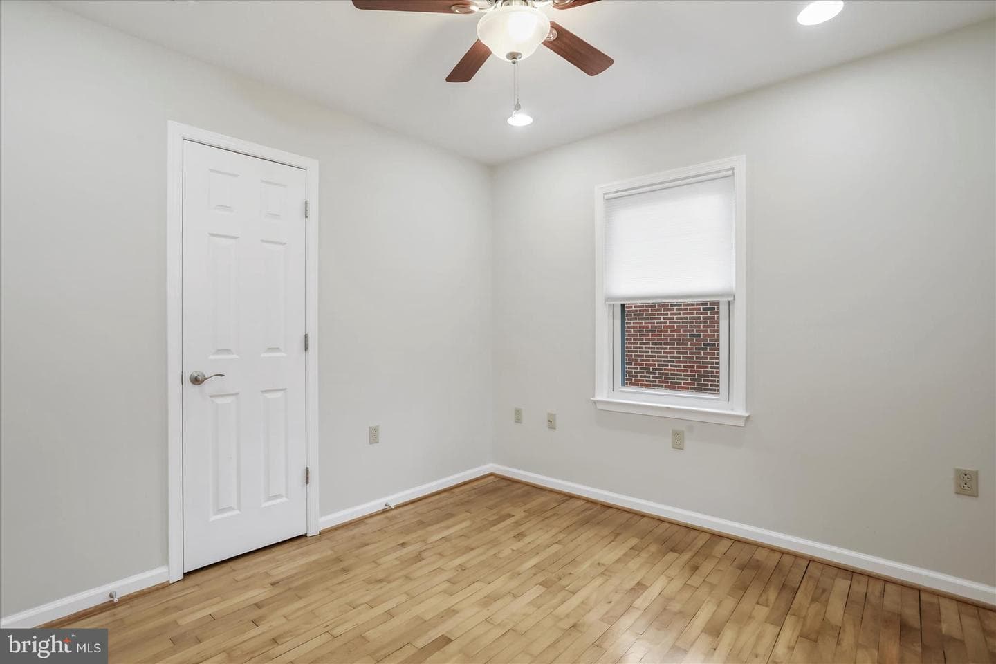 149 Brown Street photo 21