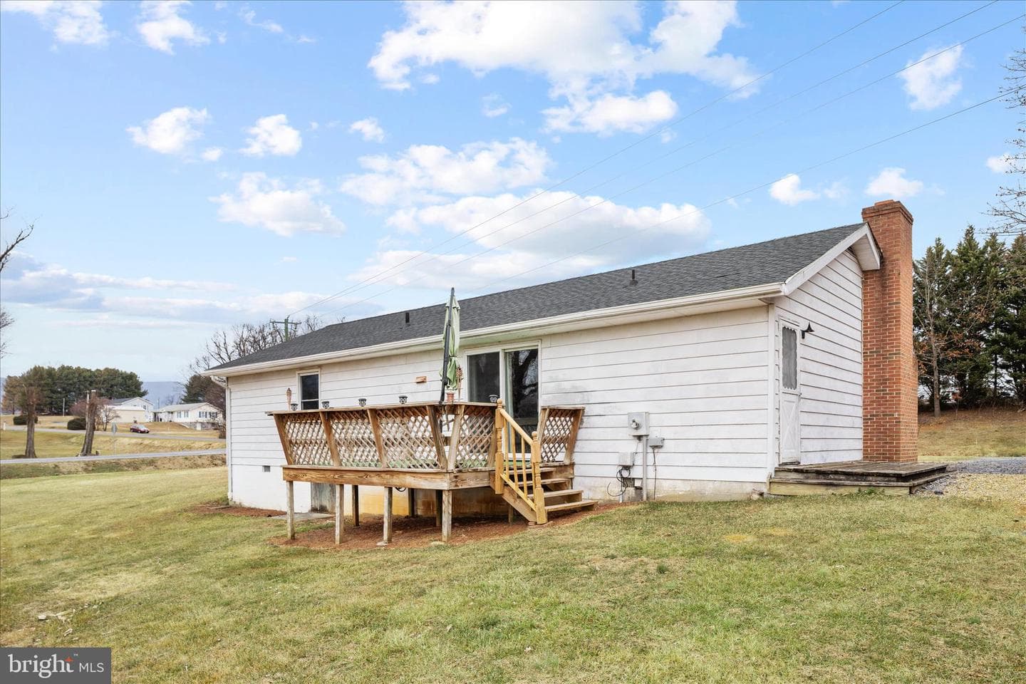 2021 Fairview Road photo 6