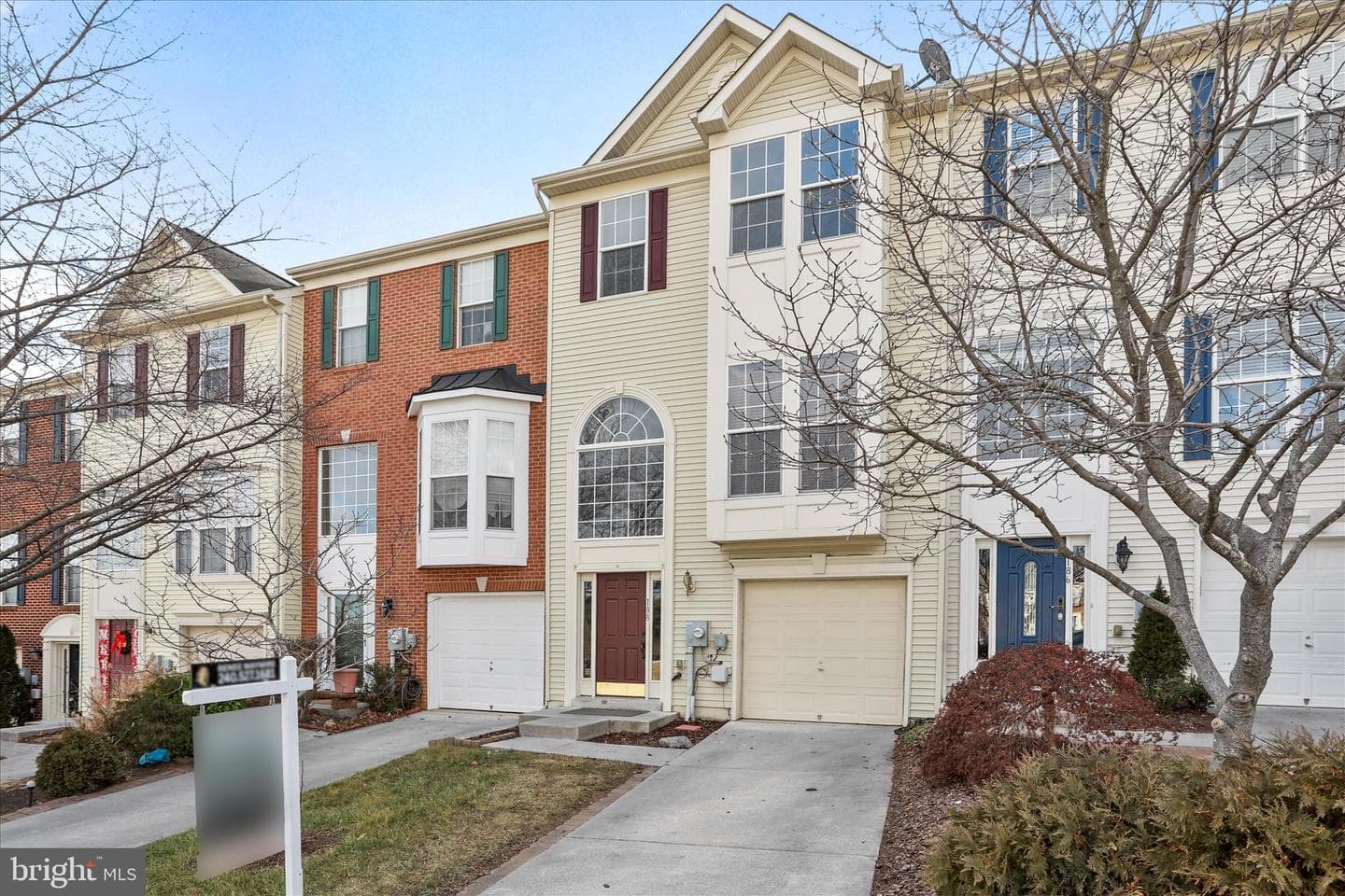 188 Oxbow Drive photo 4