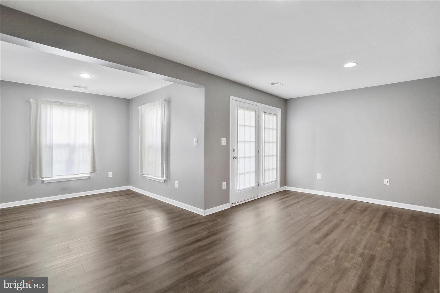 188 Oxbow Drive photo 9