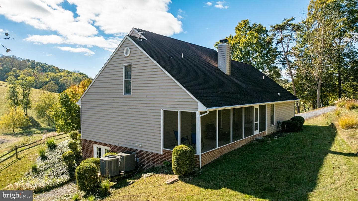 6154 Senedo Road photo 62