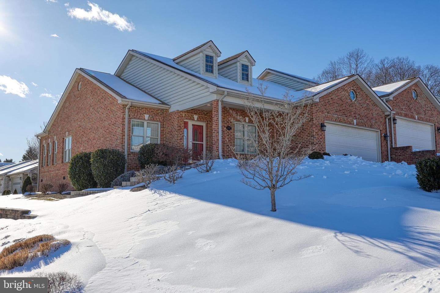 207 Donna Drive photo 1