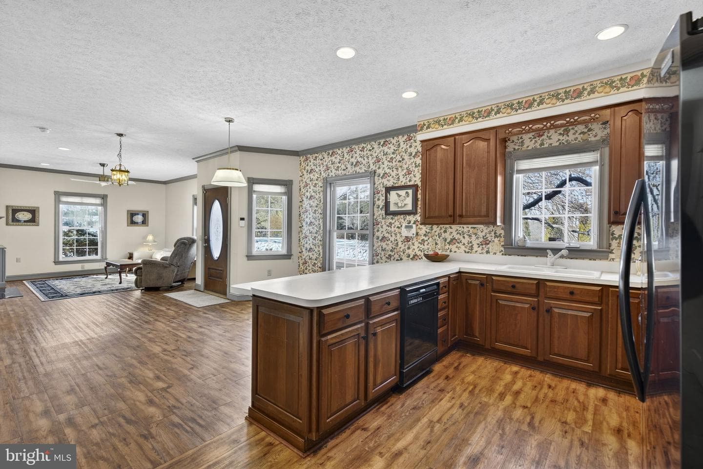 256 Cliffside Drive photo 29