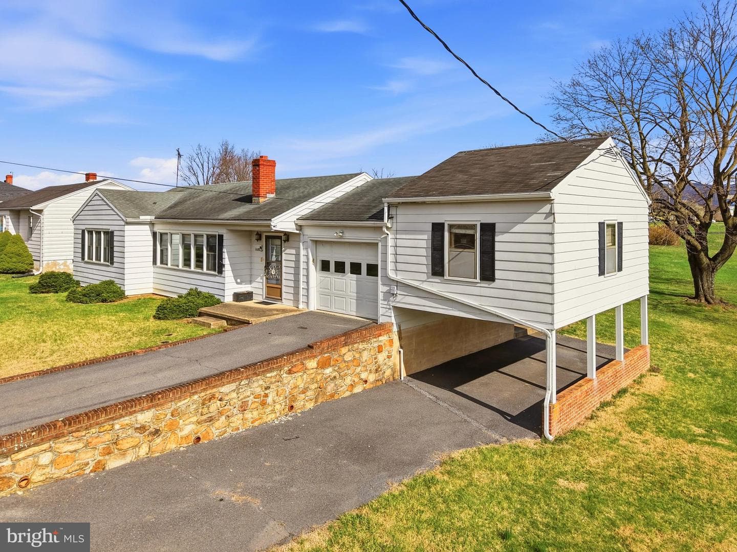 1081 Hisey Avenue photo 3